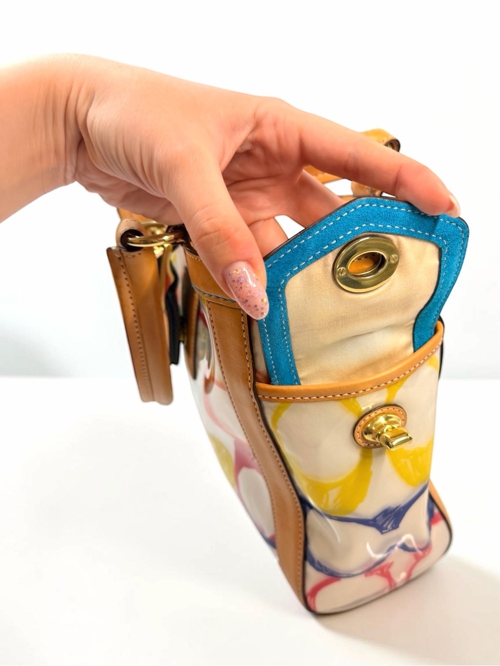 🌈 Coach Scribble Multicolor Signature Boxy Tote 2152 – Limited Edition + Charm - Picture 11 of 11
